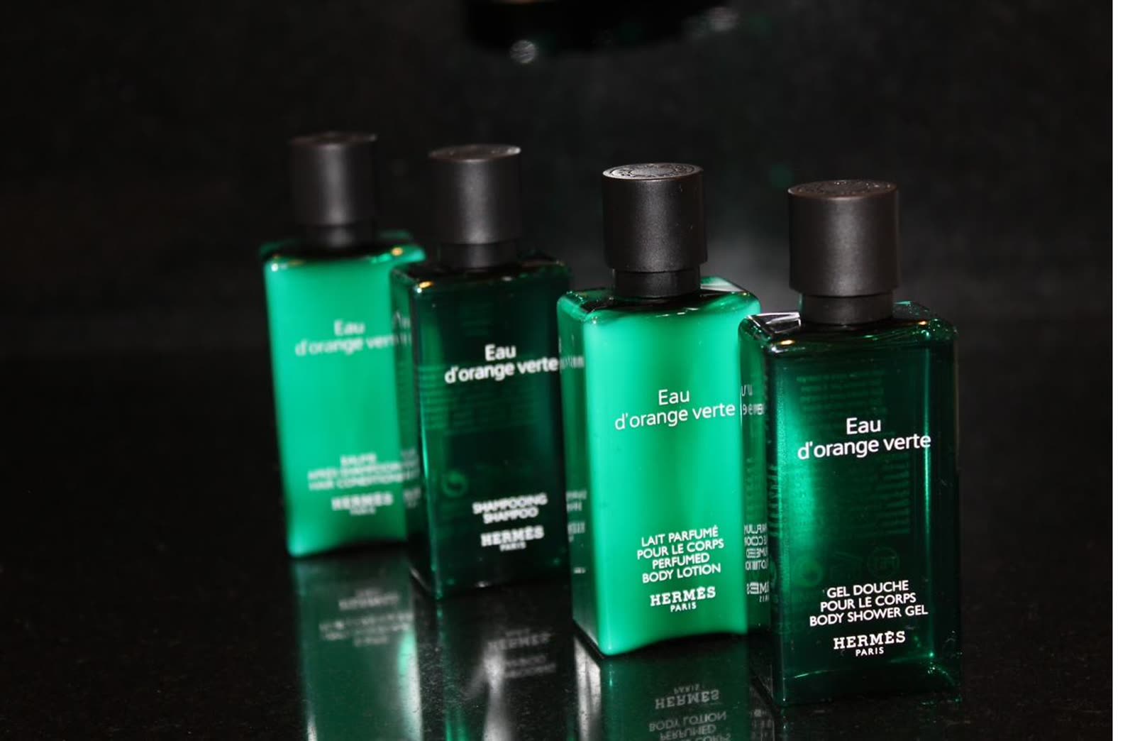 Herm&egrave;s amenities